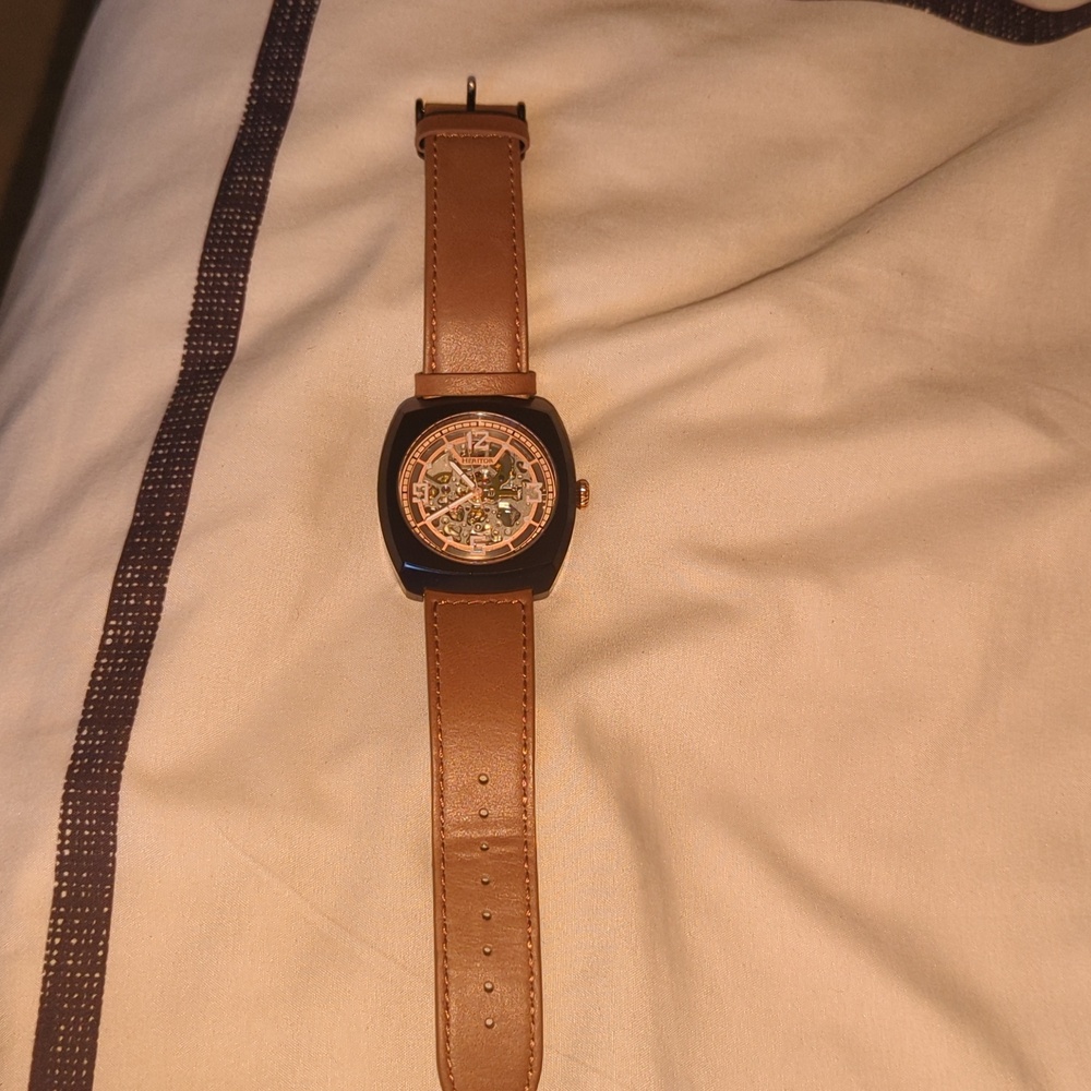 Heritor Watch